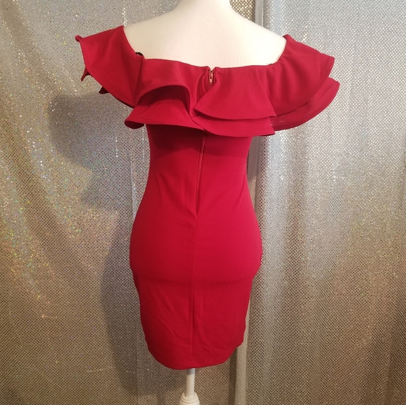 Fashion Nova Rosa Off Shoulder sz Small NWT + Red Ruffle and Sheer Side Dress - Picture 2 of 3